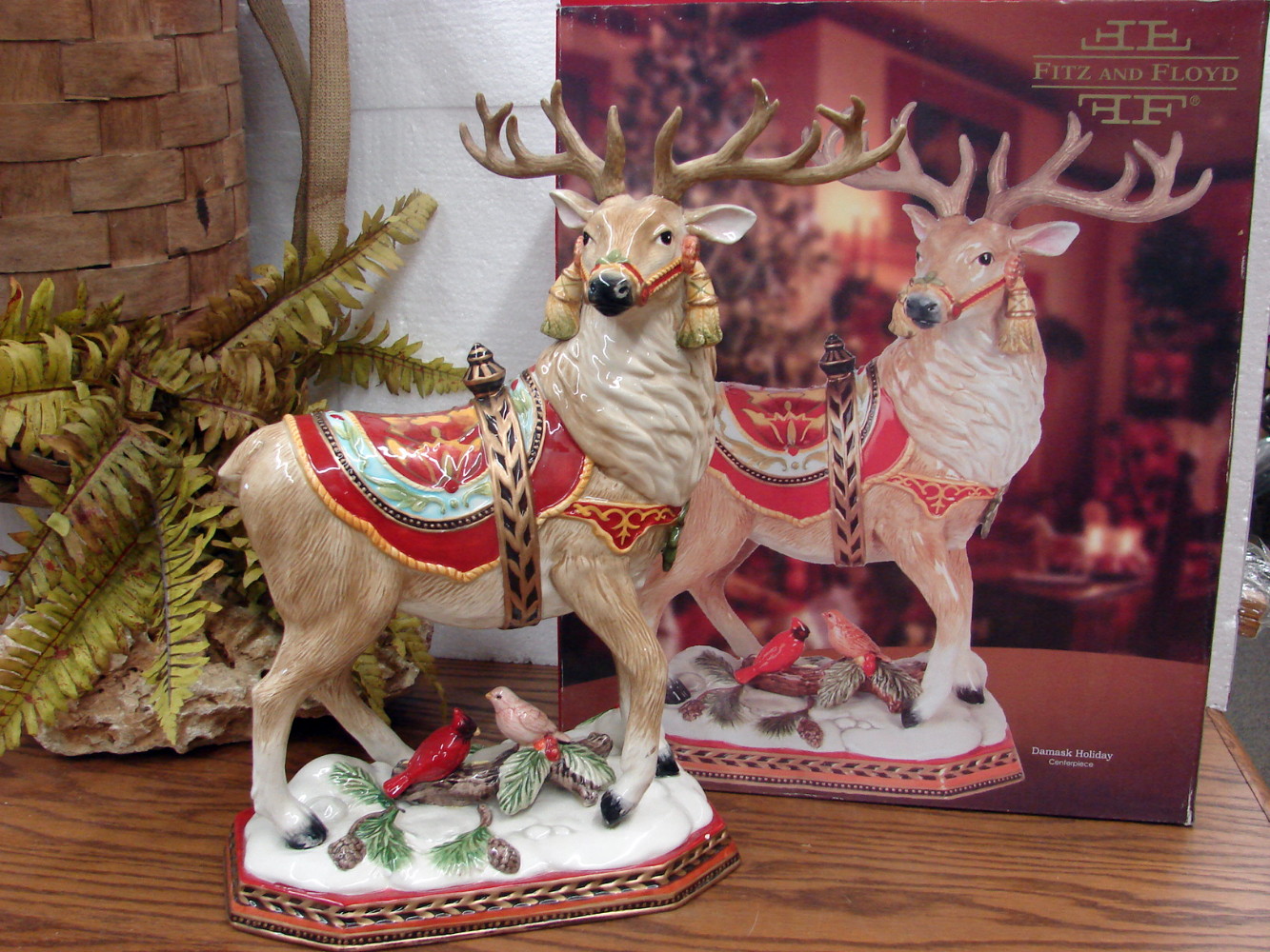 Retired Fitz & Floyd Damask Holiday Reindeer Stag w/ Box Cardinals