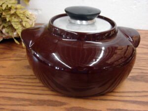 Vintage Art Deco Hall China Regal Stoneware Bean Pot w/ Metal Lid