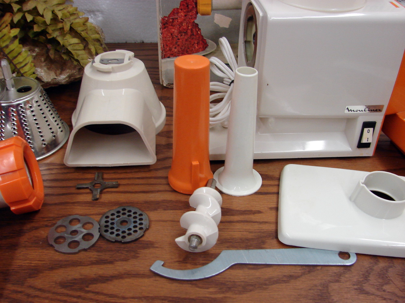 Moulinex Charlotte Food Processor Electric Meat Grinder Juicer Salad Maker - Image 3