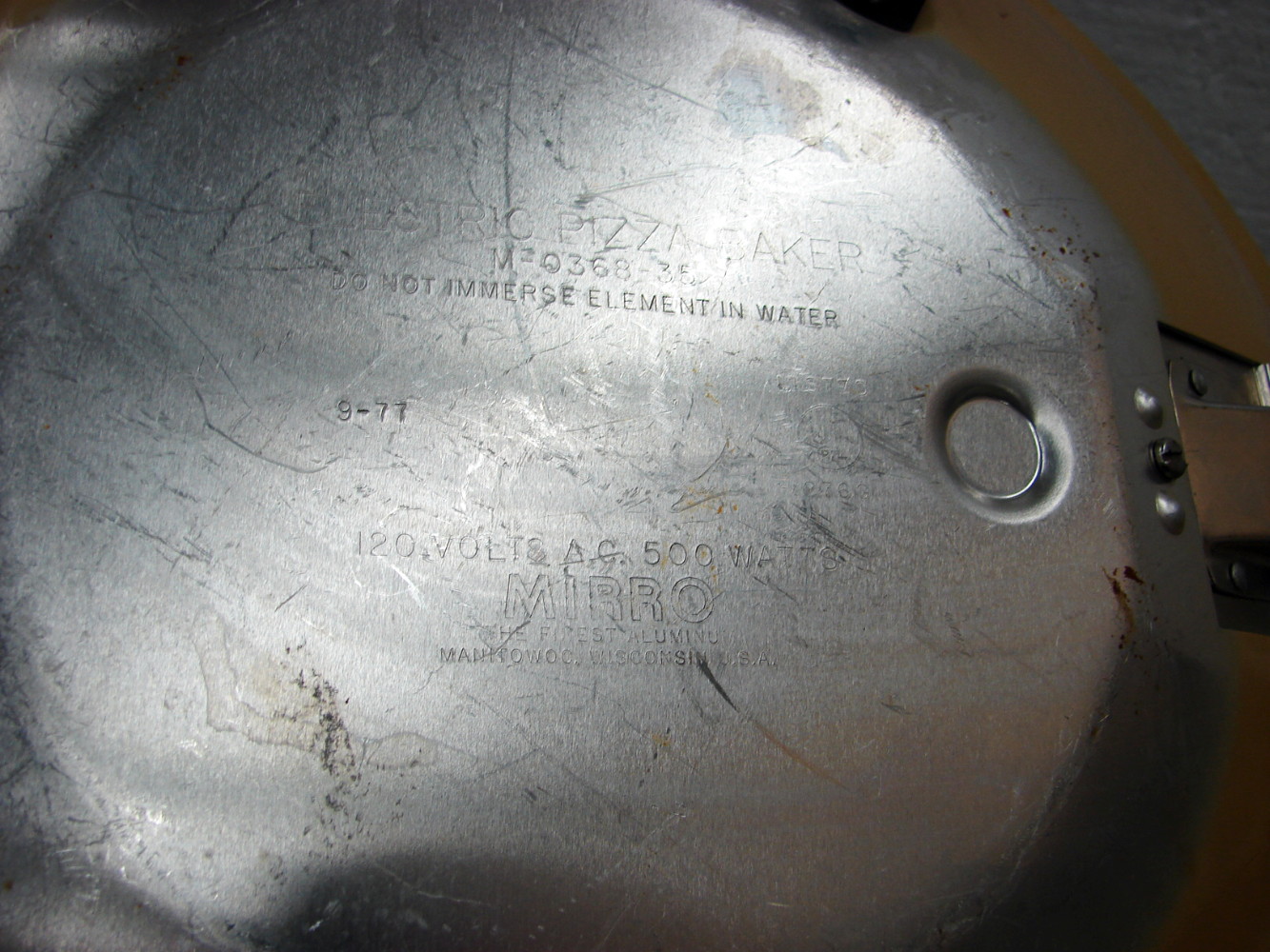 Vintage Mirro Watta Pizzaria Electric Pizza Baker Maker Harvest Gold as is - Image 3