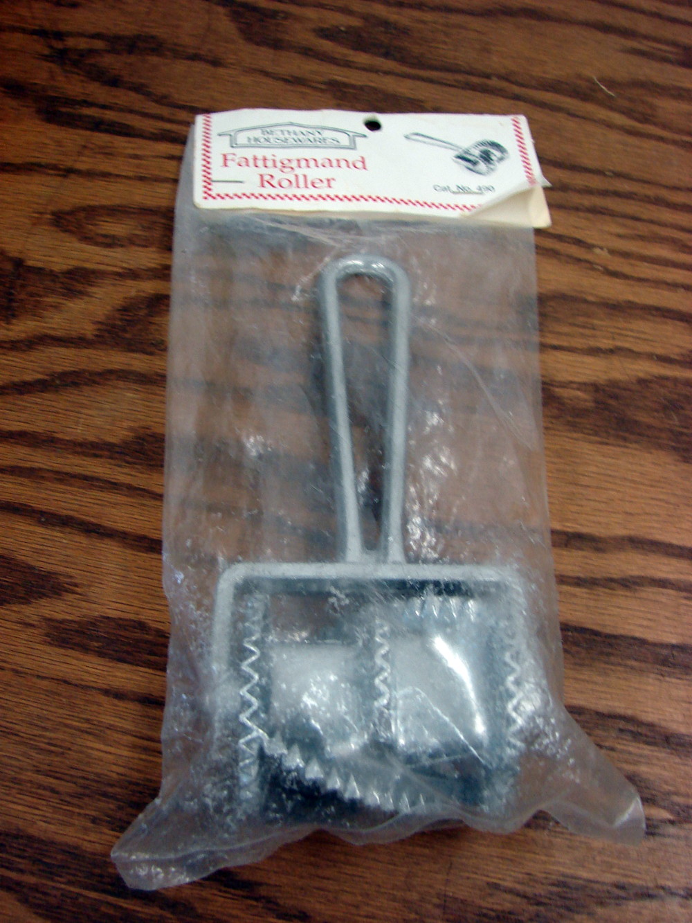 Brand New Vintage Bethany Housewares Aluminum Fattigmand Roller #490