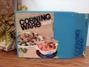 Brand New Vintage CorningWare Blue Cornflower E-115 Set/2 1 Quart and 10"