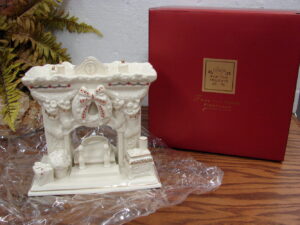 Brand New Lenox 'Twas The Night Before Christmas Fireplace Tea Light Candle Holder Box