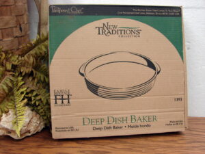 Brand New Pampered Chef Family Heritage Collection 1393 Deep Dish Baker 11"