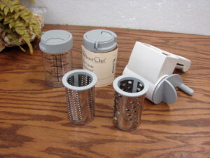 Pampered Chef Deluxe Cheese Grater #1275 Course and Fine with Two Grate Containers #1278