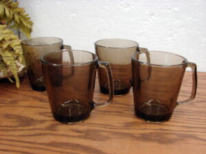 Set/4 Vintage PYREX Corning Smoke Brown #1400 Mugs