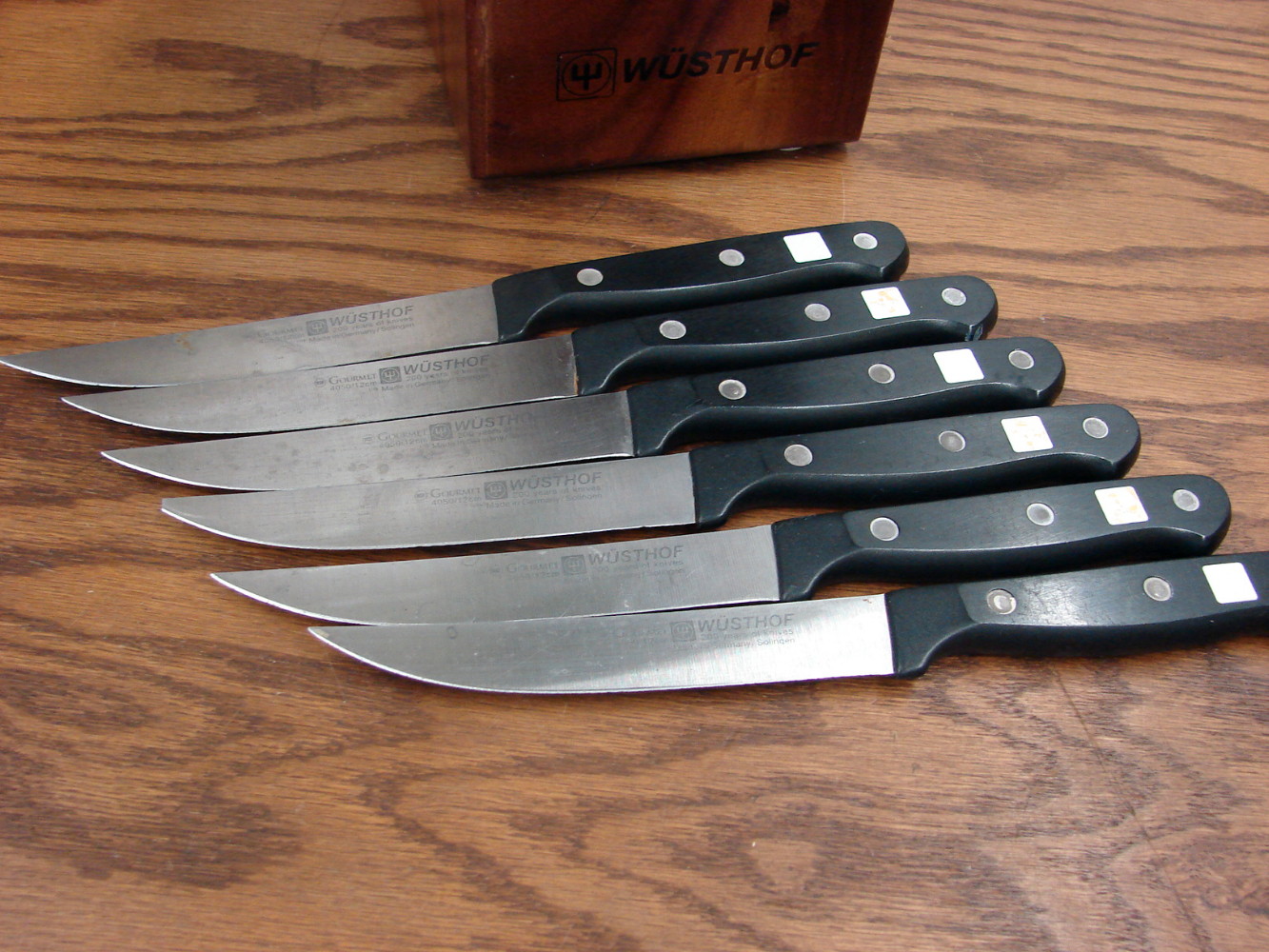 Used Wusthof Germany 16 pc Knife Set w/ Wood Block Storage - Image 9