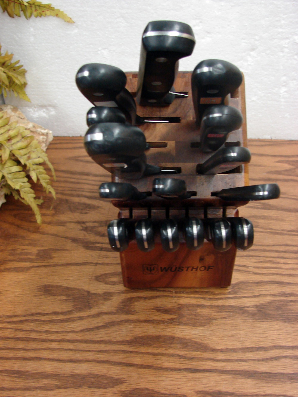 Used Wusthof Germany 16 pc Knife Set w/ Wood Block Storage