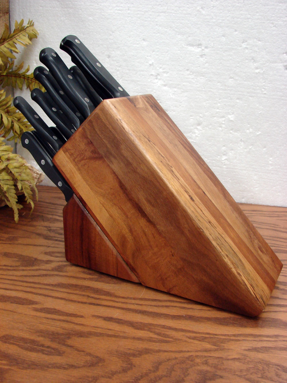 Used Wusthof Germany 16 pc Knife Set w/ Wood Block Storage - Image 3