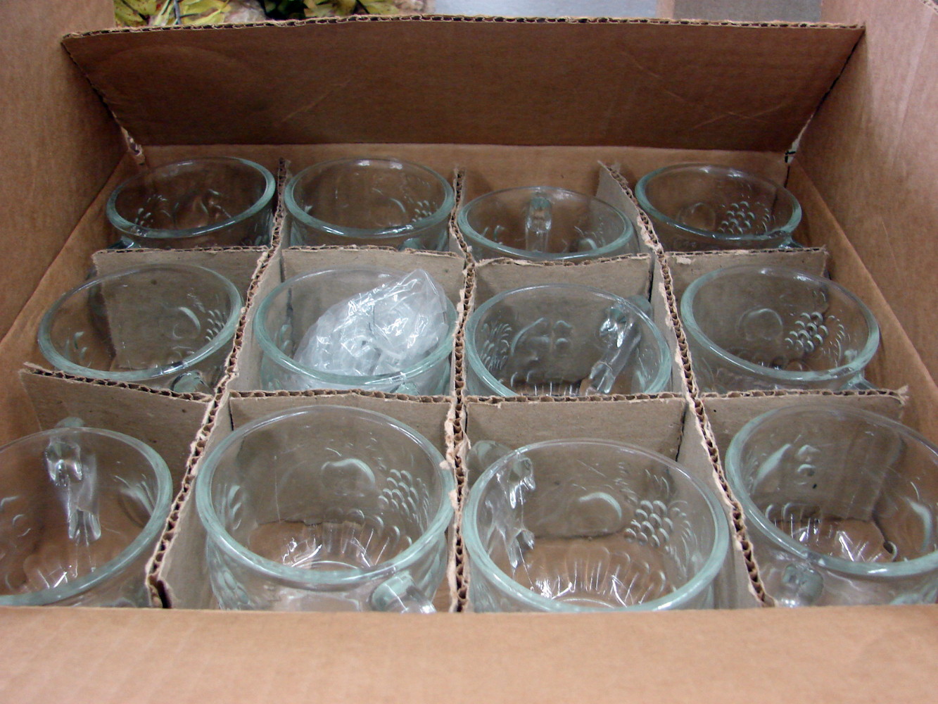 24 pc Vintage Jeanette Glass Fruit Design Punch Bowl Cups Hooks Ladle in Original Box - Image 7
