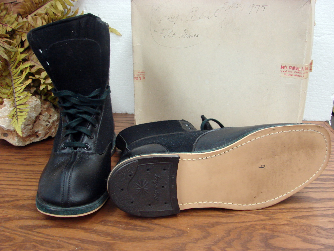 Vintage Mens Size 9 Wool Felt Lace Up Dress Boots Step-A-Long Soles in Original Box - Image 2