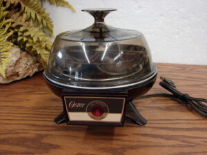 Vintage Rocket Style #581 Oster Automatic Electric Egg Cooker Poached Hard Soft Boiled
