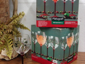Set/7 Brand New in Box Pfaltzgraff Winterberry Hand Painted Red Stem Wine Glasses