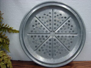 Vintage AirBake Aluminum Pizza Pan 15" Browning Holes Slice Guidelines