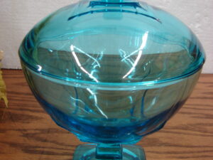 Vintage Hazel Atlas Capri Colonial Blue Aqua Pedestal Candy Dish w/ Lid
