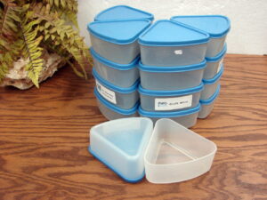 Vintage Tupperware #1799 Blue Sprinkles 'N Spice Modular Mates Wedge Set/17