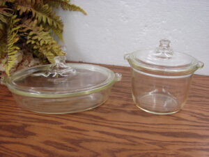 Set/2 Antique PYREX Matching Clear Glass Baking Dishes w/ Lids #504 Round and #643 Oval