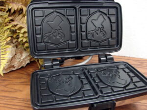 Chefs Choice Chrome Sportsman Classic WafflePro #853 Tested Working Buck Head Shield