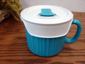 Corning Ware Colours 22 oz Stoneware Soup Mug w/ Lid Turquoise