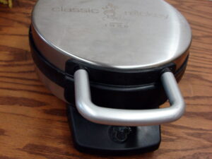 Disney Electric Mickey Mouse Waffle Baker Maker DCM-1 Classic Mickey 1928