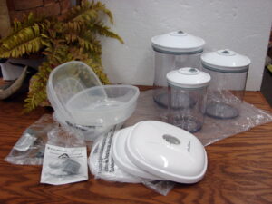 Brand New Set/6 FoodSaver Vacuum Seal Canister Clear Grey w/ Hose Accessories