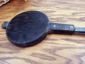 JØTUL Cast Iron Krumkake Pizzelle Cookie Press Jotul Norway Waffle Iron