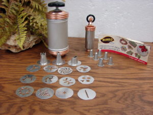 Complete Deluxe Kit Vintage Fat Mirro #350-M Spritz Cookie Cooky Press with Decorating Kit