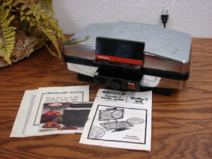 Vintage Electric Rival Pizzelle Baker Stainless Steel Tested Working Removable Plates #9705