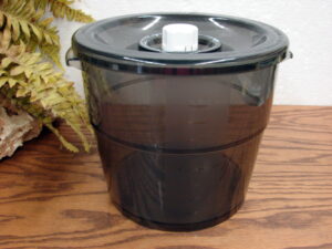 Tilia FoodSaver Vacuum Seal Container 4 Quart Canister