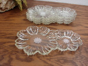 Set/4 Vintage Hazel Atlas Clear Glass Double Daisy Snack Trays