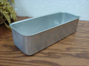 Vintage Mirro Aluminum Loaf Pan Baking Lasagna Cake 5196M 10x3x2