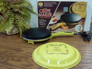 Complete Nordic Ware Electric Crepe Maker Baker w/ Box Model 85000 w/ Pan