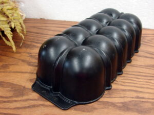 Scandinavian Pro Cast Nordic Ware Heavy Duty Bundt Loaf Cake Pan Pan Non Stick Baking