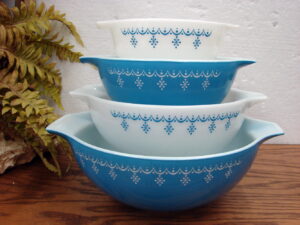 Set/4 Vintage PYREX Blue Snowflake Garland Nesting Cinderella Mixing Bowls #441 #442 #443 #444