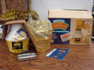 Brand New Vintage WearEver Popcorn Pumper Electric Hot Air Corn Popper 73000