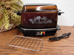 MCM West Bend Slow Cooker Crock Pot Tested Working Vegetable Pattern Rack Deep Glass Lid