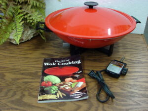 Vintage West Bend Non-Stick Electric Wok Skillet Grill Model #79506X Red w/ Recipe Book