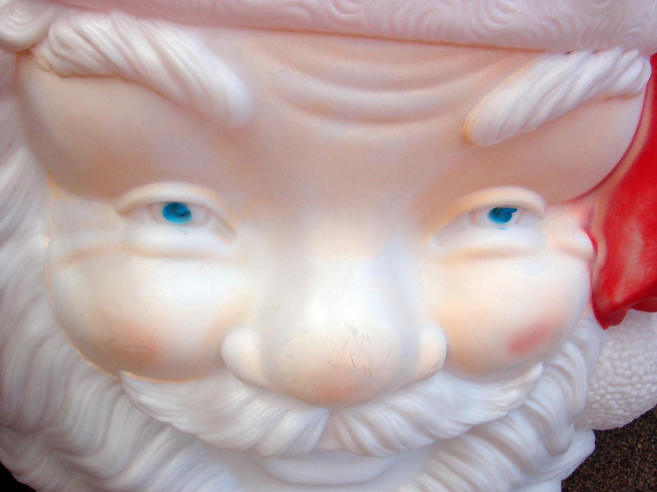 Vintage Empire Blow Mold Santa Face Outdoor Wall Door Hanger 34 x 26" w/ Light - Image 4
