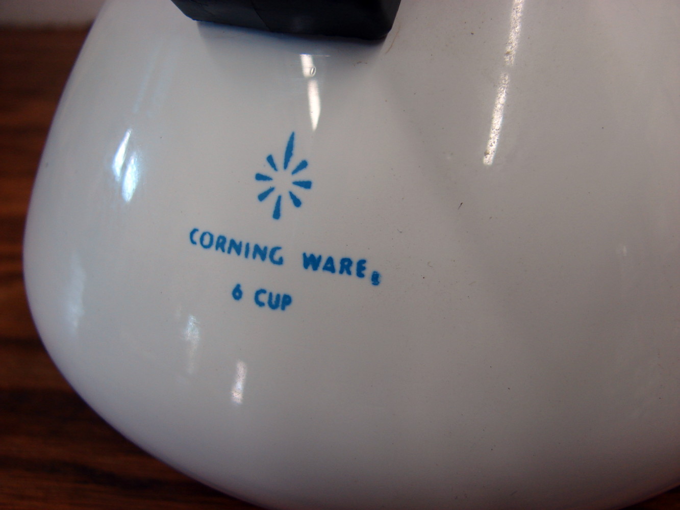 Vintage 6 Cup Corning Ware Blue Cornflower Carafe Teapot Coffee Tea Server Metal Lid - Image 2