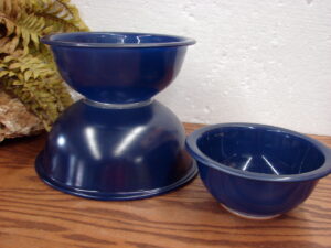 Vintage PYREX Navy Blue Clear Bottom Nesting Mixing Bowl Set 322 323 325