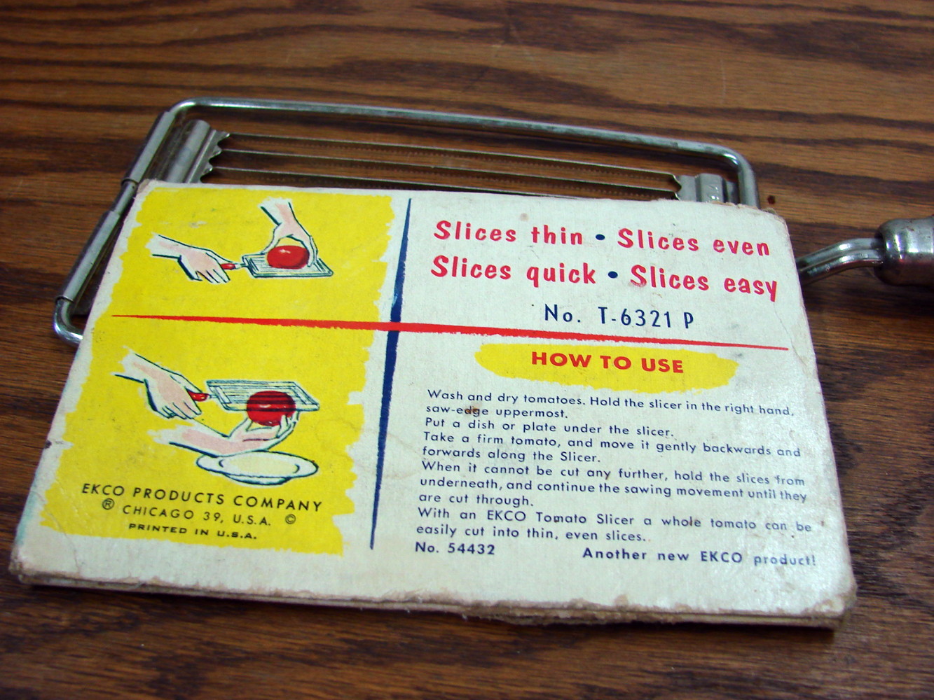 Vintage Ekco Miracle Tomato Slicer In Original Sleeve Cheese Butter Red Wood Handle - Image 2