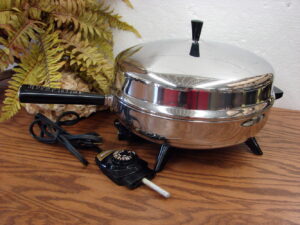Vintage Farberware Stainless Steel 12" Electric Skillet Fry Pan 310-A Tested Deep Lid