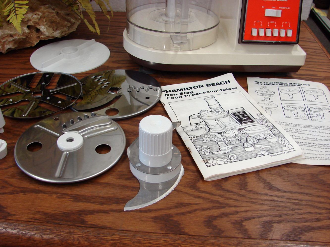 Complete Hamilton Beach Electric Food Processor Juicer w/ Accessories Tested #721-2 - Image 3
