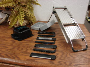 Brand New Jaccard #200441 Safe Hands Mandoline Slicer 7 Adjustable Blades Kitchen Prep