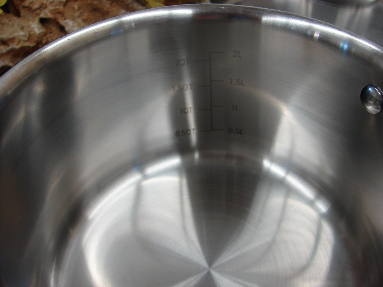 Pampered Chef Stainless Steel 2 Qt Sauce Pan w/ Lid - Image 2
