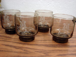 Set/4 Vintage Pfaltzgraff Village Glassware Brown Etched Rocks Juice 3 1/4"