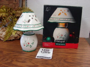 Brand New Pfaltzgraff Winterberry Candle Lamp and Shade Holly Pattern China