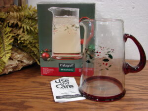 Brand New Pfaltzgraff Winterberry Clear Glass Water Pitcher in Box