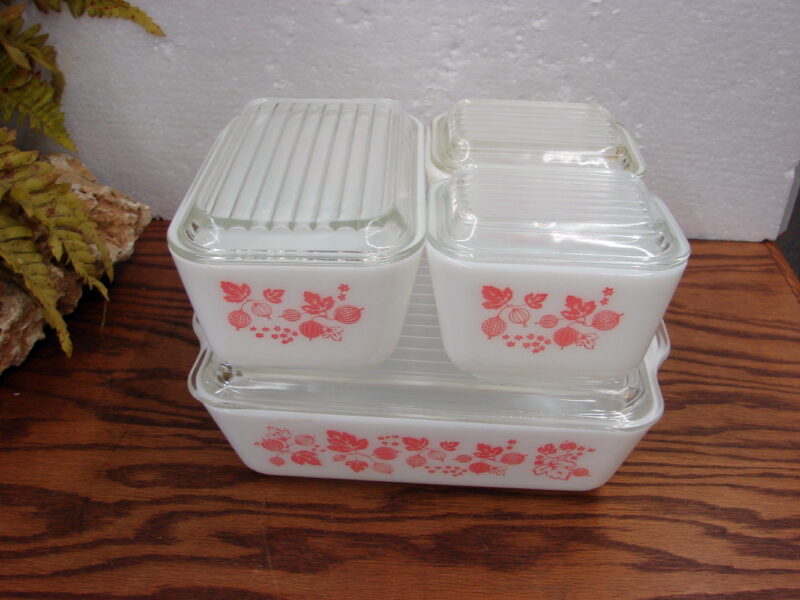 8 pc Pink Gooseberry Vintage PYREX Refrigerator Dish Set 501 502