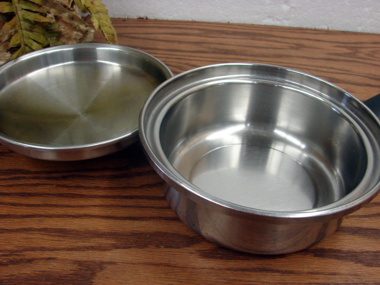Vintage Seal-O-Matic 3 Ply 18/8 Stainless Steel Sauce Pan w/ Lid 24 oz - Image 3